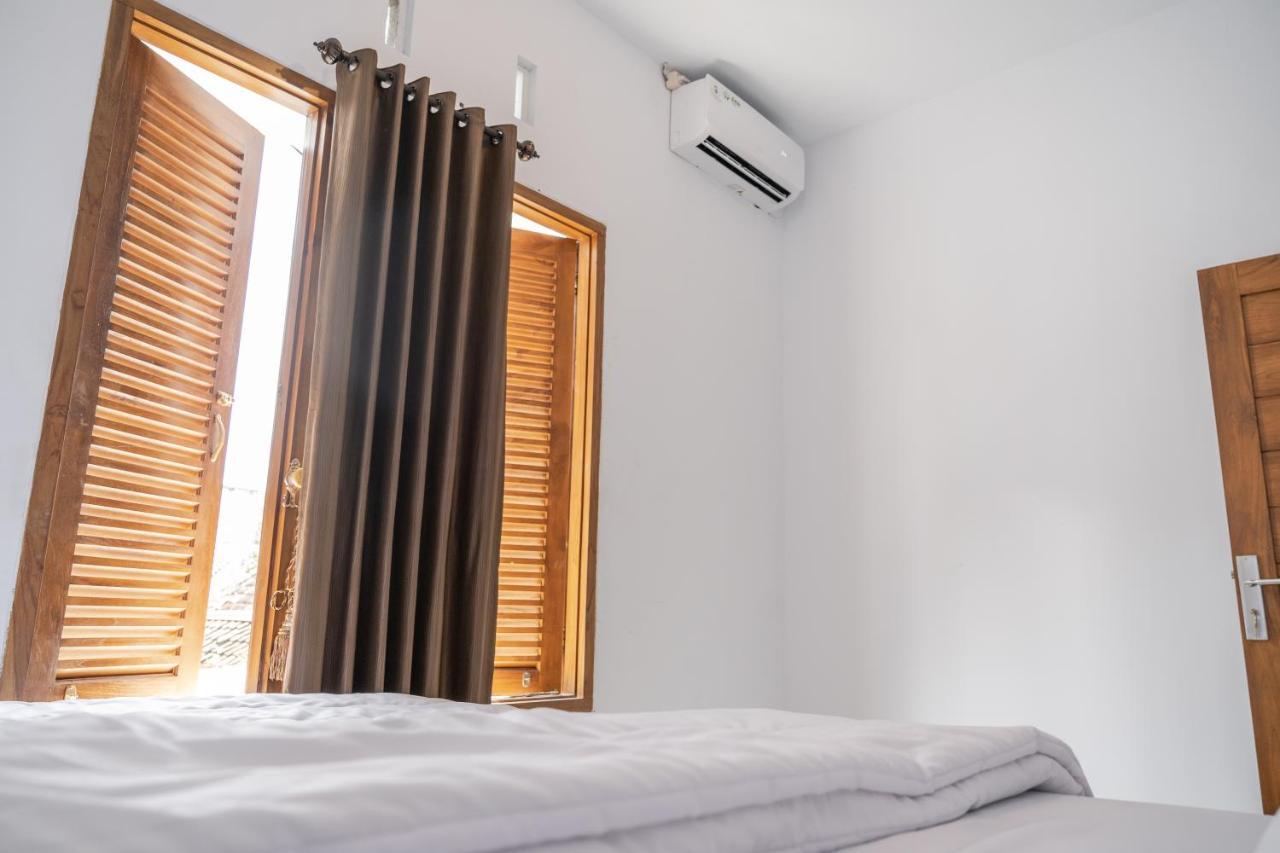 Azalia Homestay Yogyakarta Luaran gambar